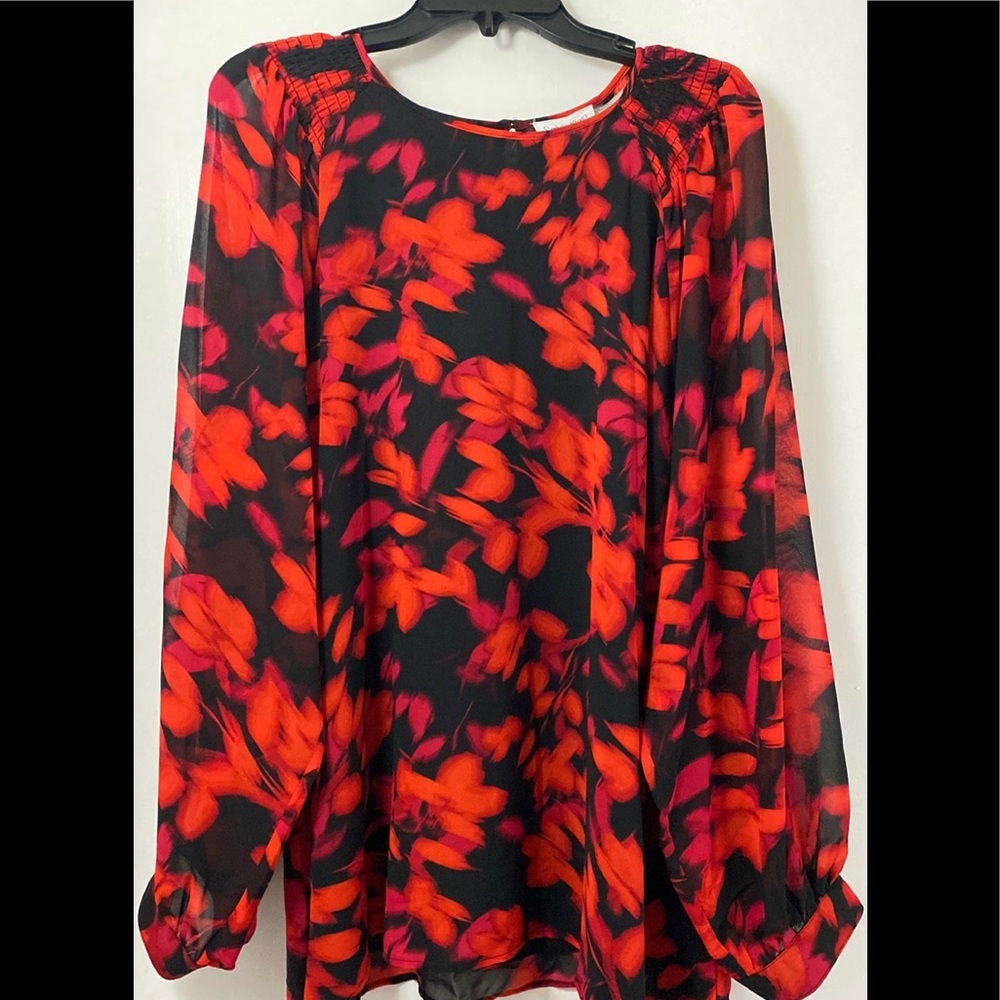 Calvin Klein Women’s plus size 3X Floral Blouse
